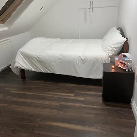 Monk Drive House Appartement Londen Buitenkant foto